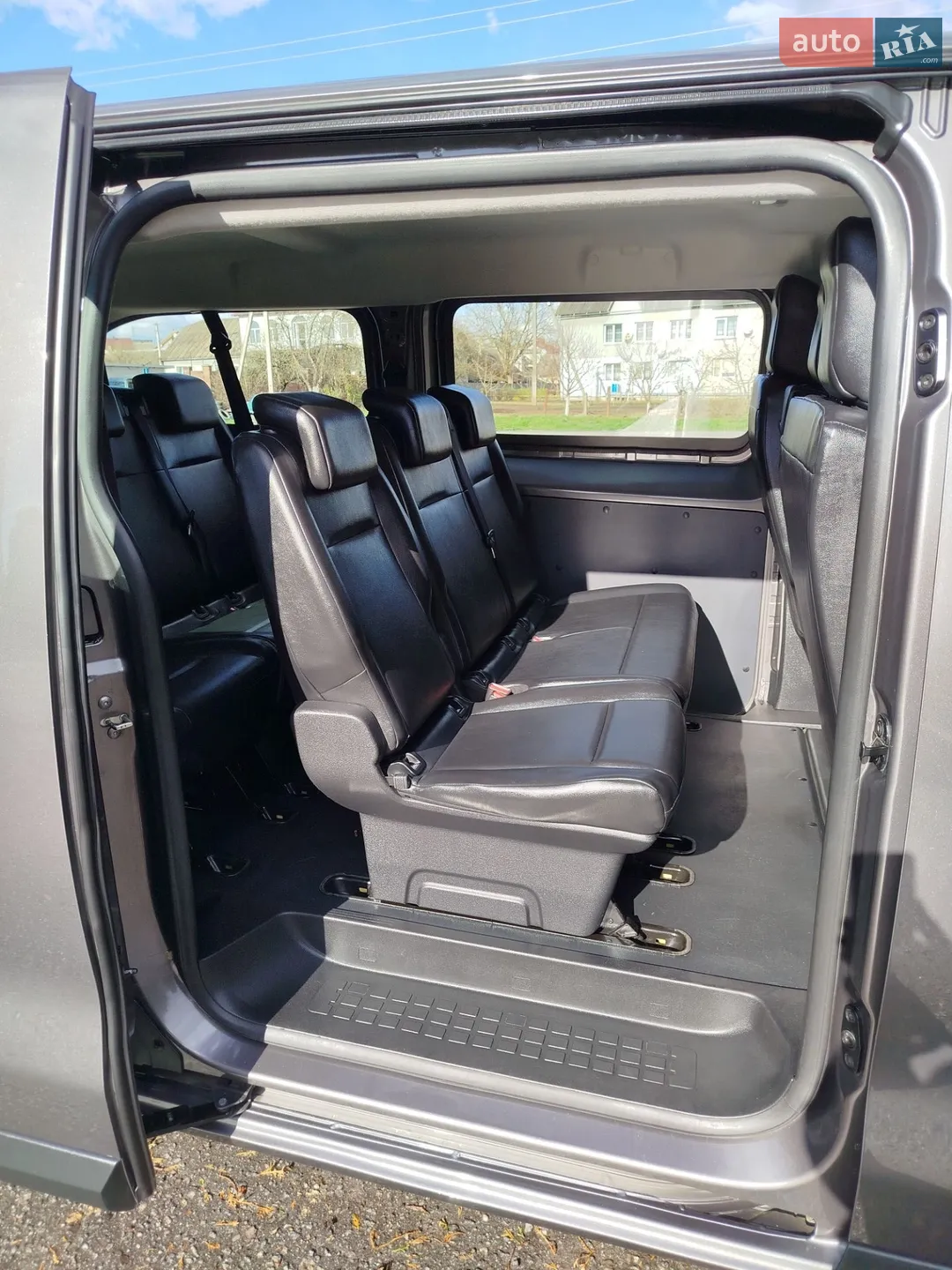 2018 Peugeot Traveller - мініатюра 46