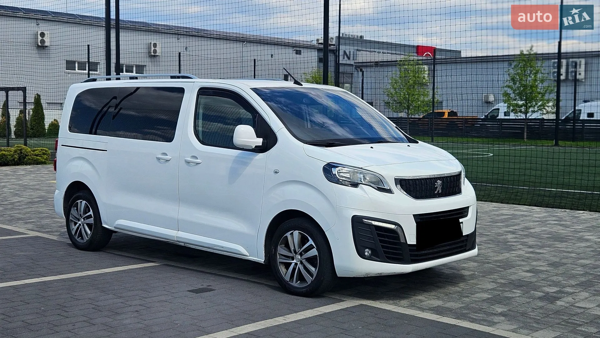 2017 Peugeot Traveller - мініатюра 13