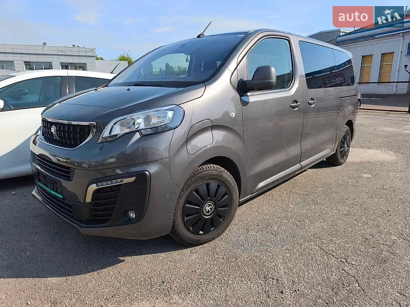 Peugeot Traveller