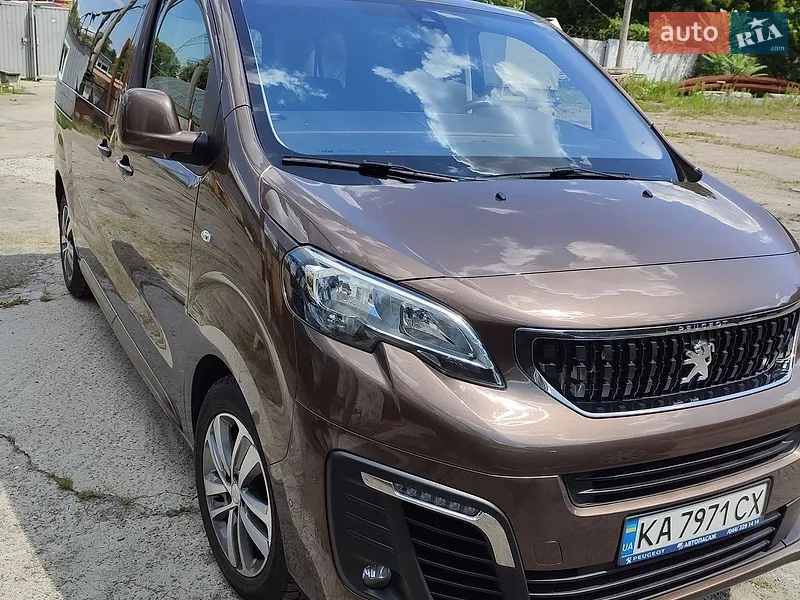 Peugeot Traveller