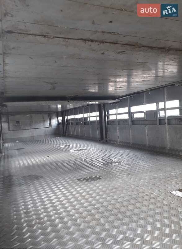 Для перевозки животных - прицеп Pezzaioli SBA 2002 в Житомире фото 9 Для перевозки животных - прицеп Pezzaioli SBA 2002 в Житомире