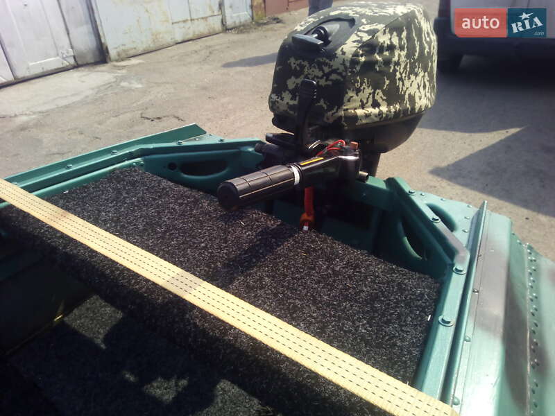 Лодка ПГМФ 8904 2012 в Черкассах