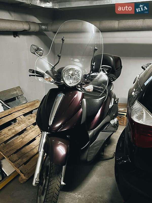 Макси-скутер Piaggio Beverly 500 2006 в 