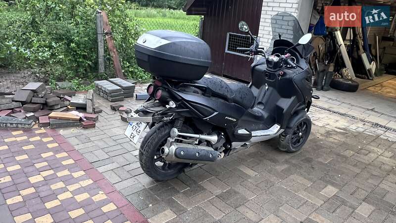 Максі-скутер Piaggio Fuoco 2008 в Луцьку