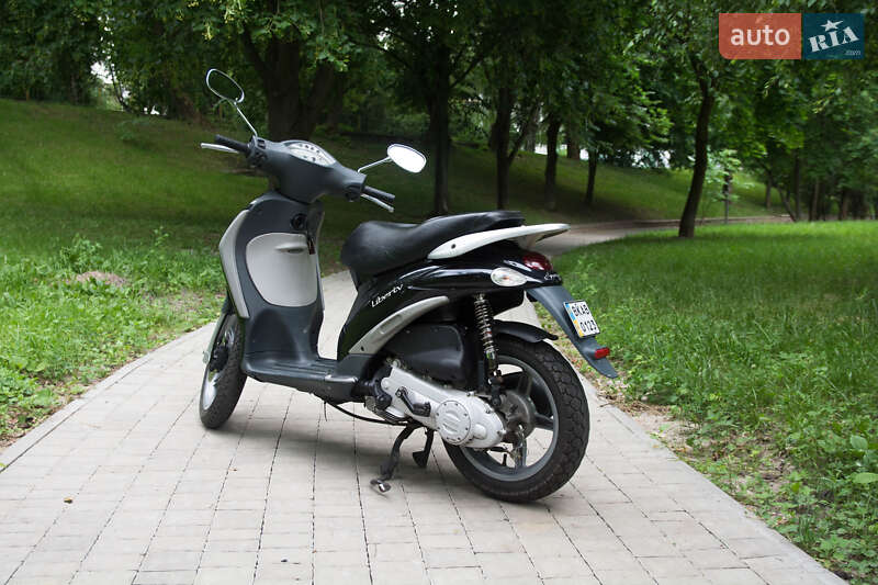Скутер Piaggio Liberty 50 2007 в Ровно