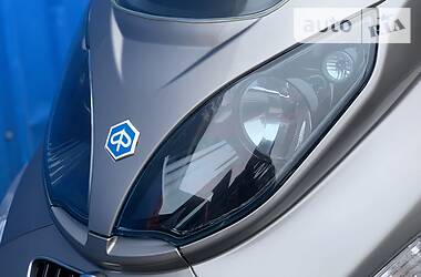 Макси-скутер Piaggio MP3 2014 в 