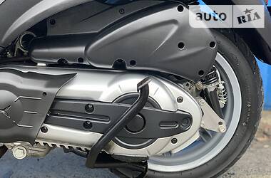Макси-скутер Piaggio MP3 2014 в 