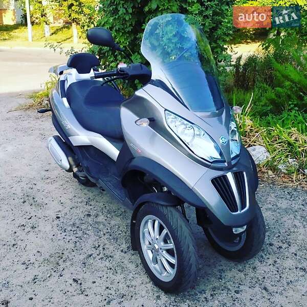 Максі-скутер Piaggio MP3 2011 в Білій Церкві фото Максі-скутер Piaggio MP3 2011 в Білій Церкві