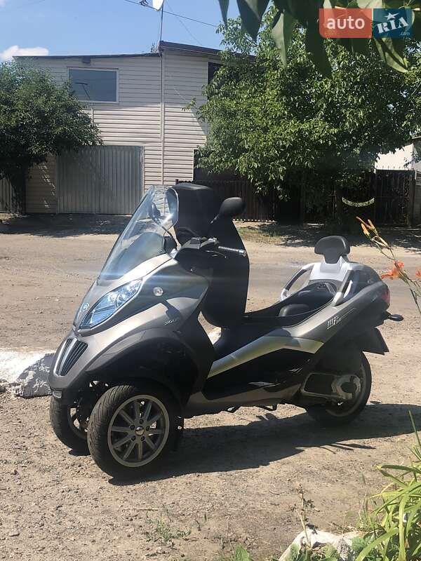 Максі-скутер Piaggio MP3 2011 в Білій Церкві фото 3 Максі-скутер Piaggio MP3 2011 в Білій Церкві
