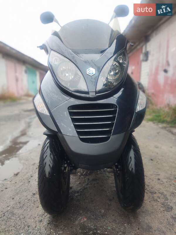 Вантажні моторолери, мотоцикли, скутери, мопеди Piaggio MP3 2007 в Києві фото 10 Вантажні моторолери, мотоцикли, скутери, мопеди Piaggio MP3 2007 в Києві