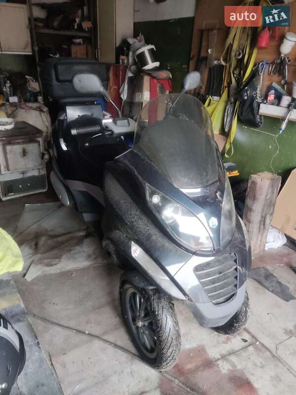 Вантажні моторолери, мотоцикли, скутери, мопеди Piaggio MP3 2007 в Києві фото 9 Вантажні моторолери, мотоцикли, скутери, мопеди Piaggio MP3 2007 в Києві