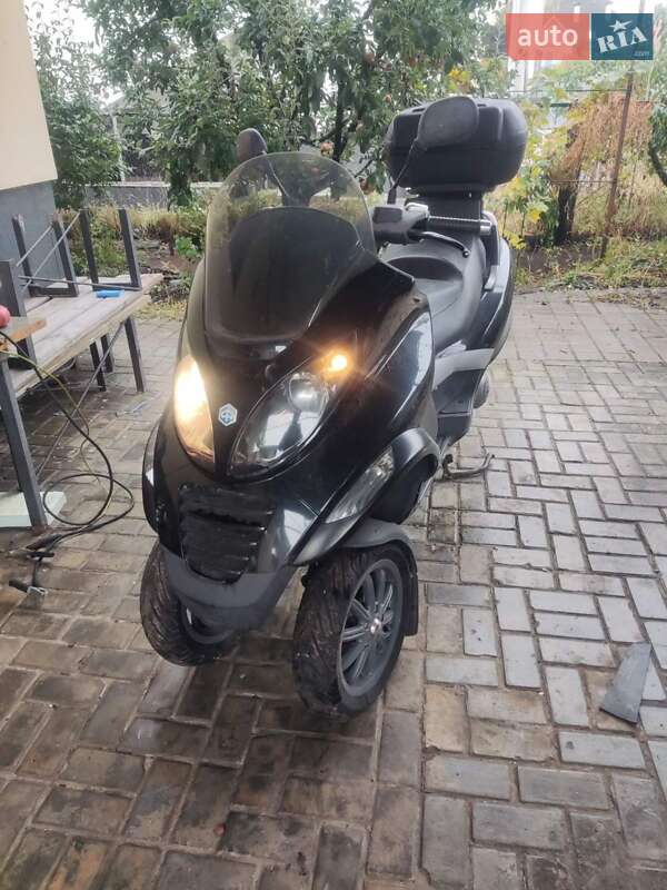 Вантажні моторолери, мотоцикли, скутери, мопеди Piaggio MP3 2007 в Києві фото 13 Вантажні моторолери, мотоцикли, скутери, мопеди Piaggio MP3 2007 в Києві