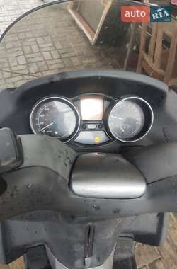 Вантажні моторолери, мотоцикли, скутери, мопеди Piaggio MP3 2007 в Києві фото 16 Вантажні моторолери, мотоцикли, скутери, мопеди Piaggio MP3 2007 в Києві
