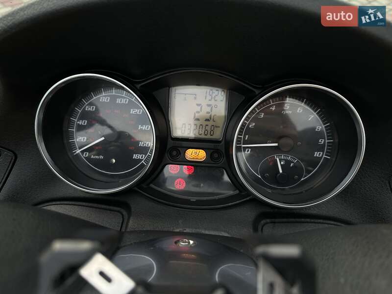 Макси-скутер Piaggio MP3 2008 в Самборе