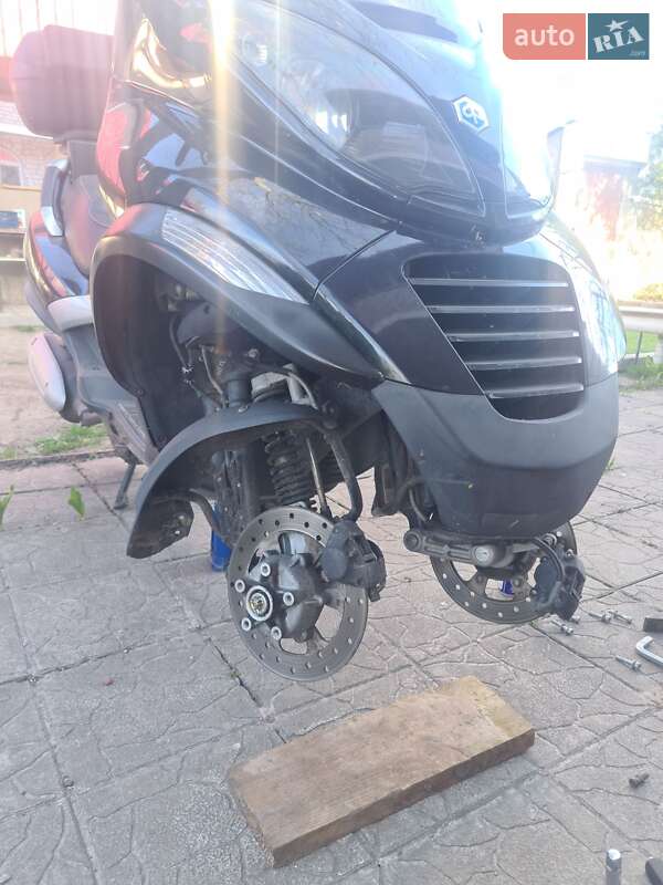 Вантажні моторолери, мотоцикли, скутери, мопеди Piaggio MP3 2007 в Києві фото 4 Вантажні моторолери, мотоцикли, скутери, мопеди Piaggio MP3 2007 в Києві