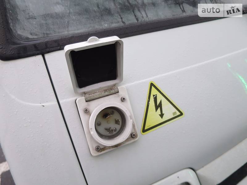 Грузопассажирский фургон Piaggio Porter груз. 2008 в Киеве