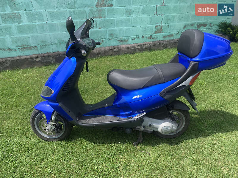 Скутер Piaggio Skipper 2001 в Луцьку