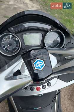 Макси-скутер Piaggio X10 2013 в 