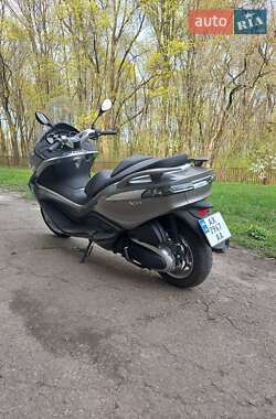 Макси-скутер Piaggio X10 2013 в 