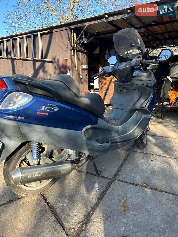 Максі-скутер Piaggio X9 2003 в Львові