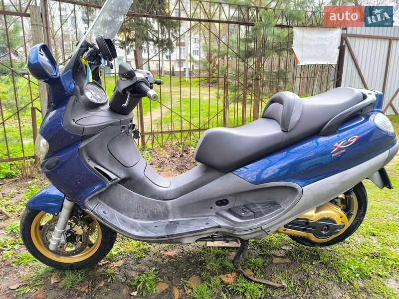 Макси-скутер Piaggio X9 2003 в Харькове