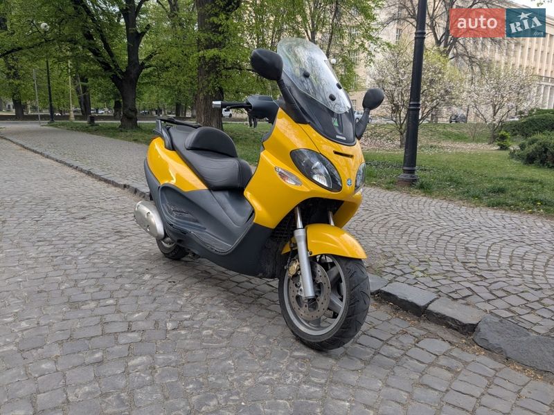 Piaggio X9 2002