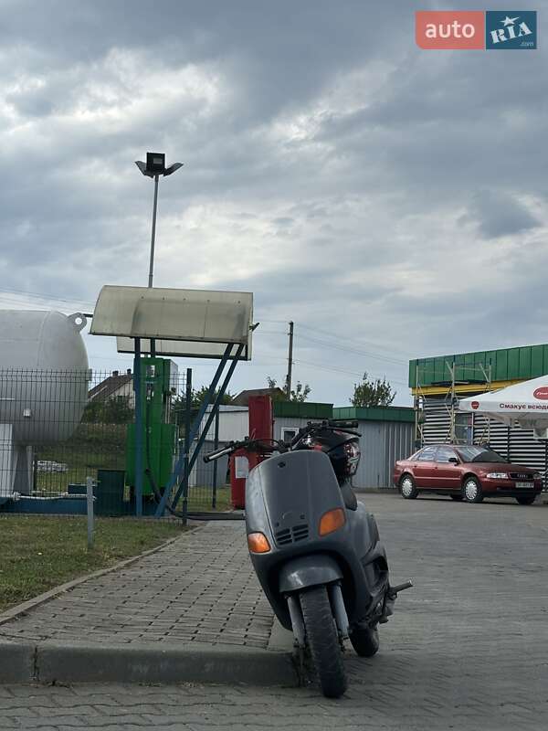 Скутер Piaggio Zip 2007 в Кам'янець-Подільському