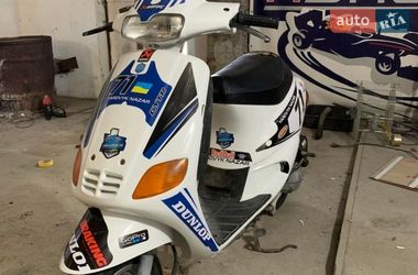 Скутер Piaggio Zip 2003 в Хусте