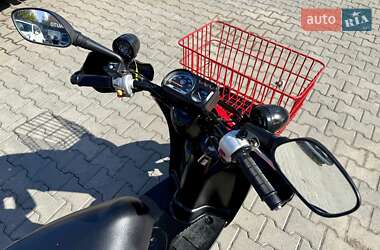 Скутер Pioneer XF200GY-B 2012 в 