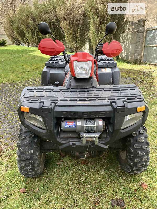 Polaris 800 2005