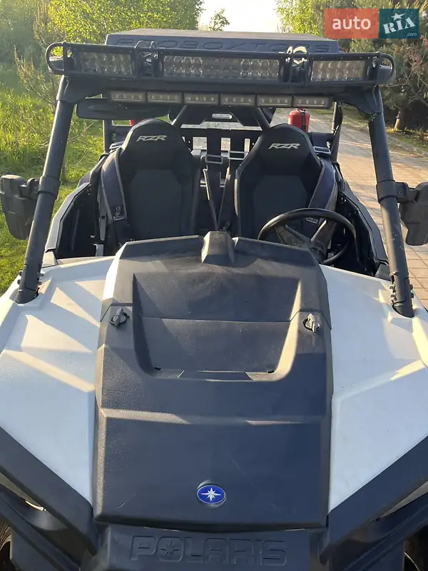 Мотовездеход Polaris RZR 900 2016 в 