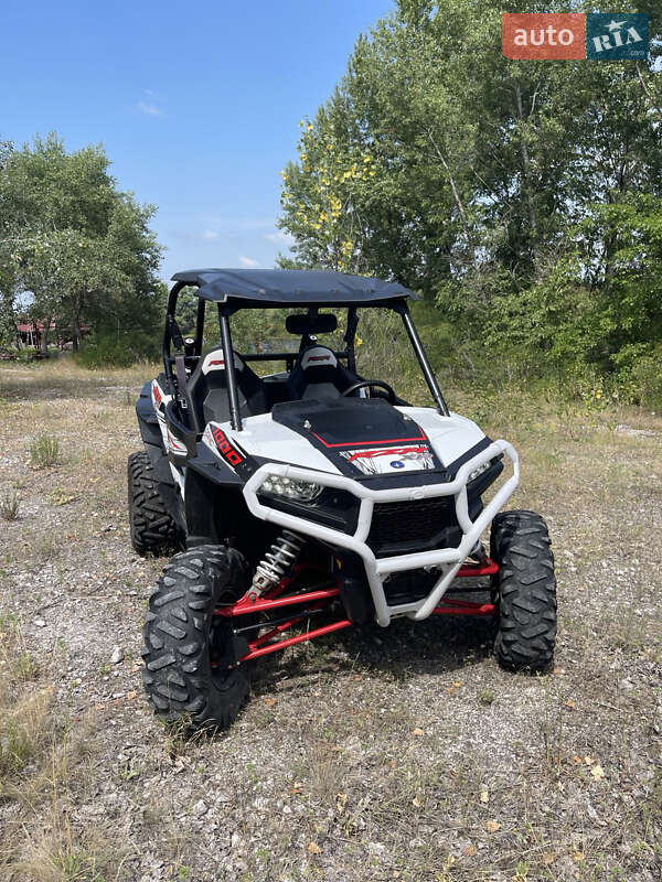 Квадроцикл  утилитарный Polaris RZR 2014 в 