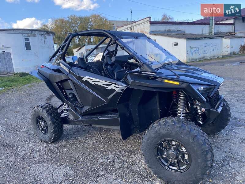 Мотовсюдиход Polaris RZR 2024 в Чернівцях