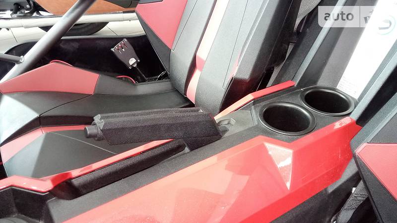 Трицикл Polaris Slingshot 2016 в Дніпрі