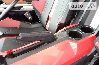 Трицикл Polaris Slingshot 2016 в 