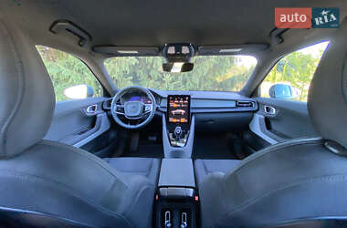 Лифтбек Polestar 2 2023 в 