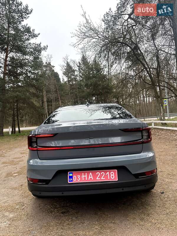 Лифтбек Polestar 2 2023 в Киверцах