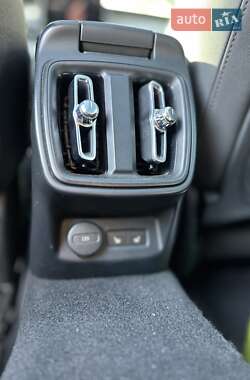 Лифтбек Polestar 2 2020 в 
