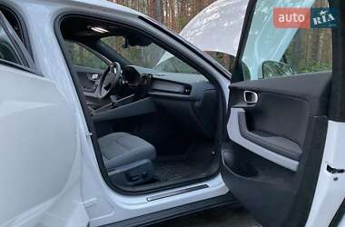 Фастбэк Polestar 2 2023 в 