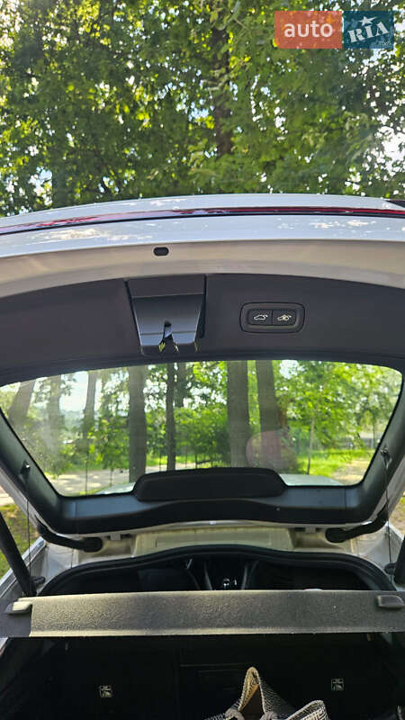 Лифтбек Polestar 2 2023 в Киеве