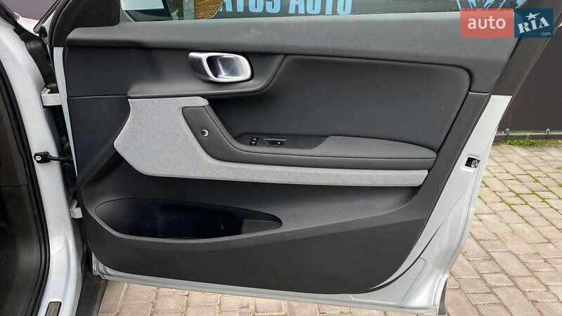 Лифтбек Polestar 2 2022 в Виннице
