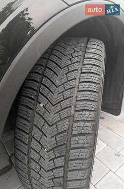 Лифтбек Polestar 2 2021 в 