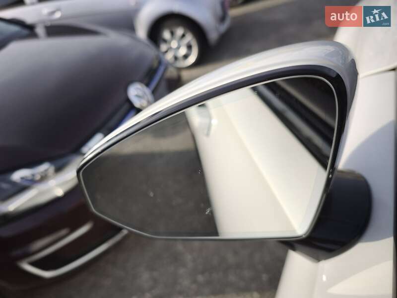 Лифтбек Polestar 2 2023 в Киеве