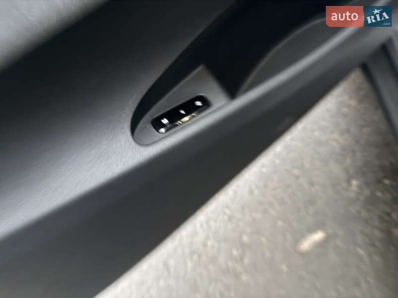 Лифтбек Polestar 2 2022 в Киеве