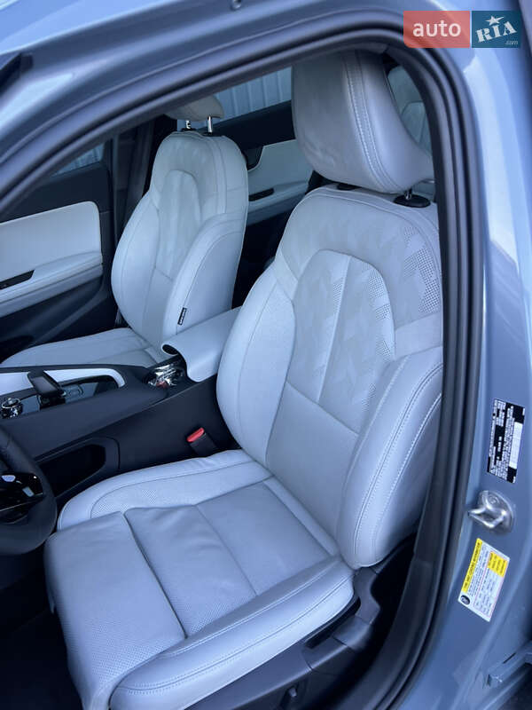 Лифтбек Polestar 2 2023 в Иршаве