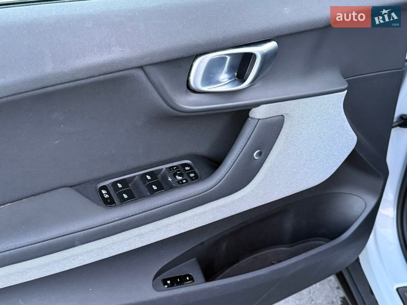 Лифтбек Polestar 2 2022 в Ровно фото 24 Лифтбек Polestar 2 2022 в Ровно