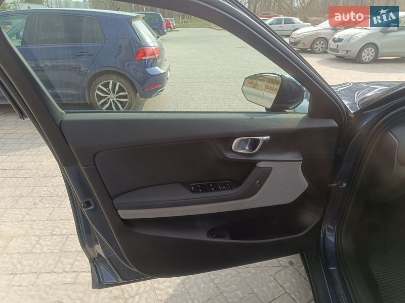 Лифтбек Polestar 2 2022 в Львове фото 9 Лифтбек Polestar 2 2022 в Львове