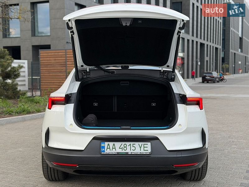 Внедорожник / Кроссовер Polestar 4 2023 в Киеве