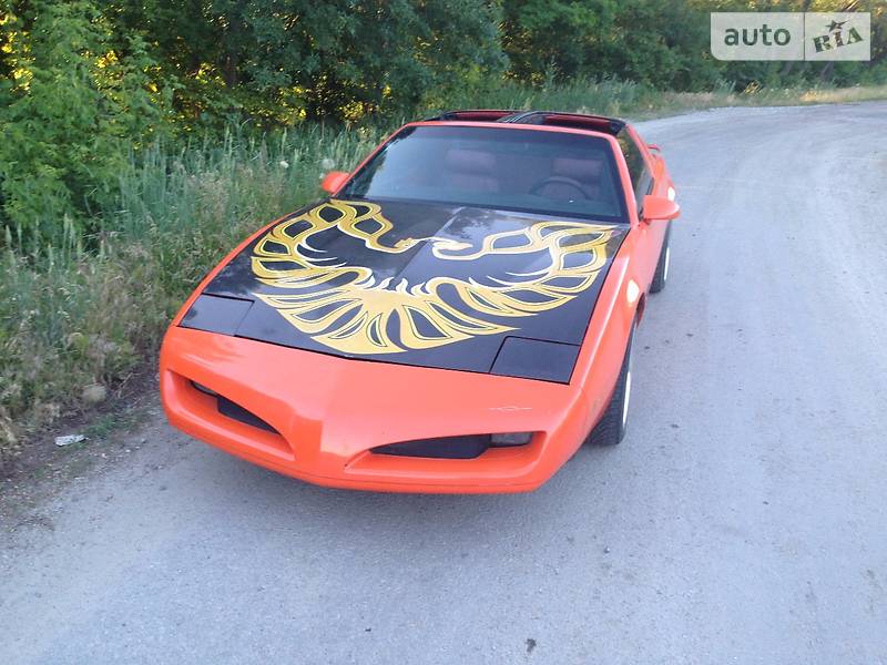 Купе Pontiac Firebird 1988 в Запорожье фото Купе Pontiac Firebird 1988 в Запорожье