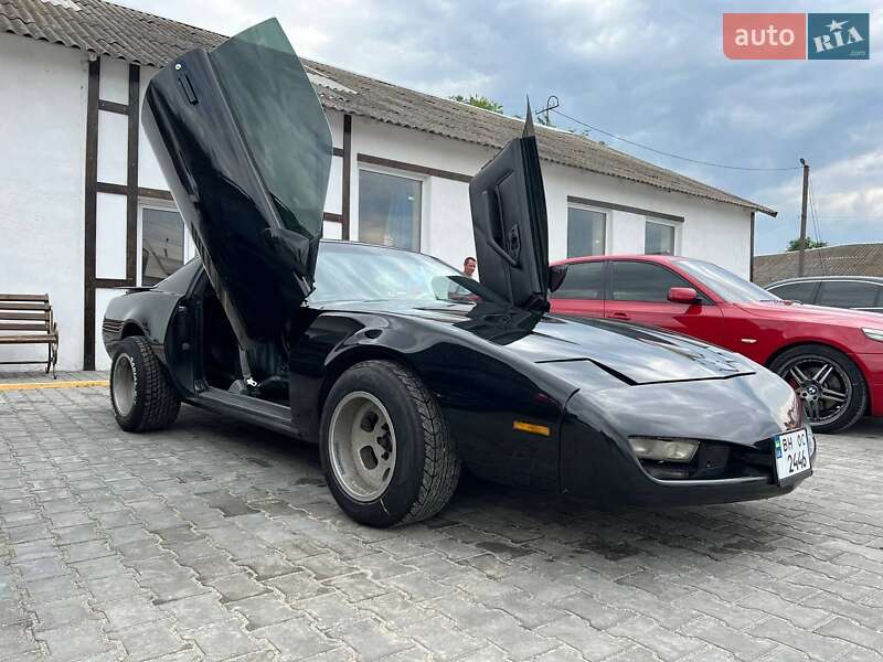 Купе Pontiac Firebird 1989 в Днепре фото 10 Купе Pontiac Firebird 1989 в Днепре